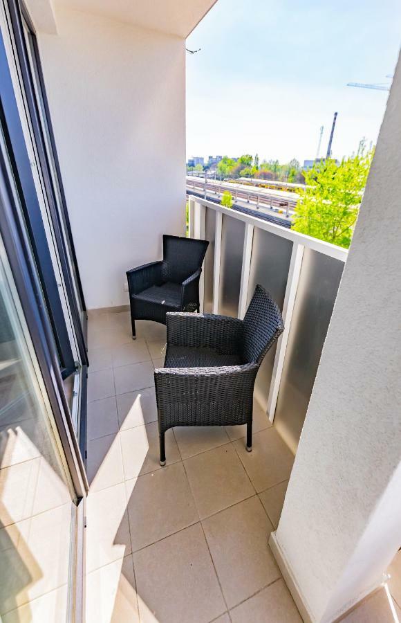 More Than Accommodation Bratislava Extérieur photo