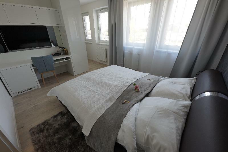 More Than Accommodation Bratislava Extérieur photo