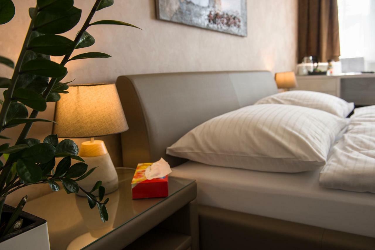 More Than Accommodation Bratislava Extérieur photo
