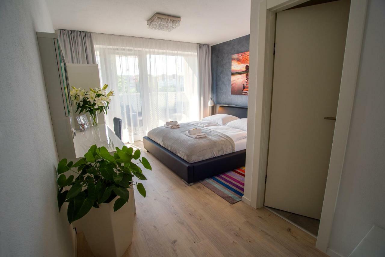 More Than Accommodation Bratislava Extérieur photo