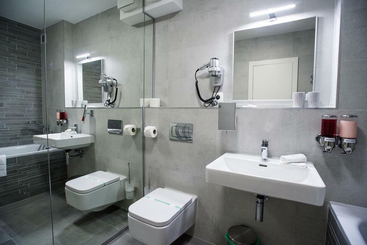 More Than Accommodation Bratislava Extérieur photo